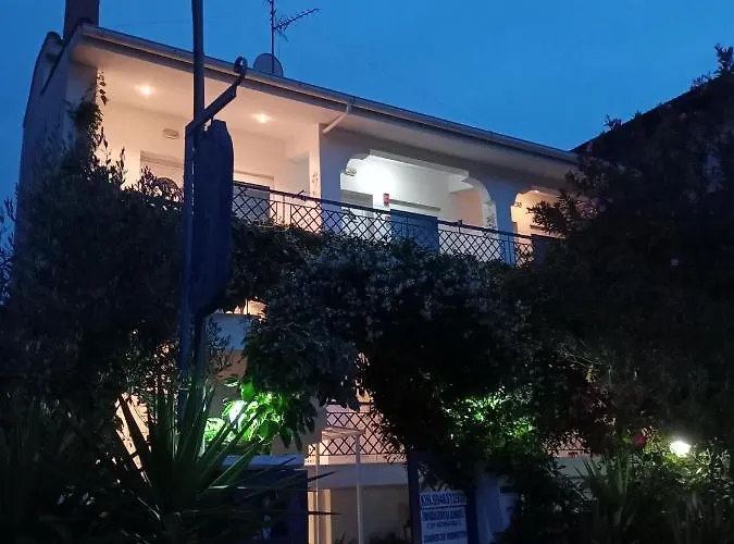 Stegiovana * Stavros (Thessaloniki)