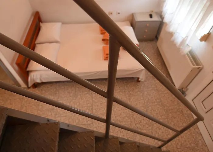 Apartament Stegiovana *